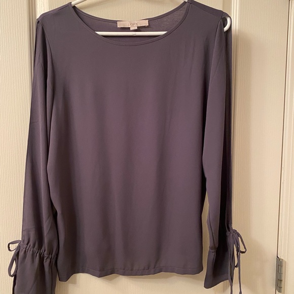 Grey LOFT shirt with cutout arms. Great condition. - Picture 1 of 2
